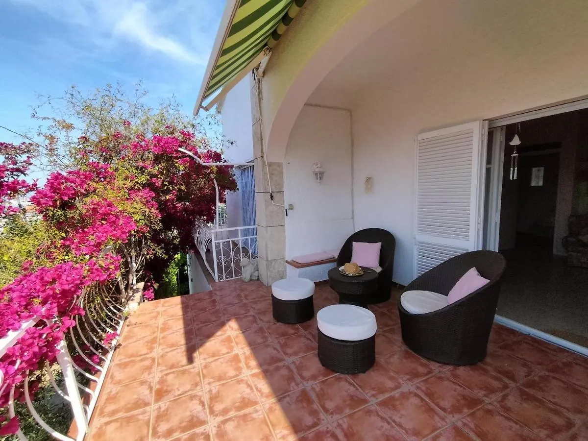 Casa Pindar Villa Roses Holiday home